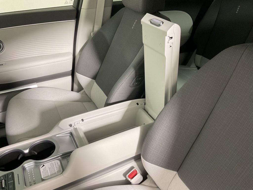 New 2026 Hyundai Ioniq 9 SE image 31