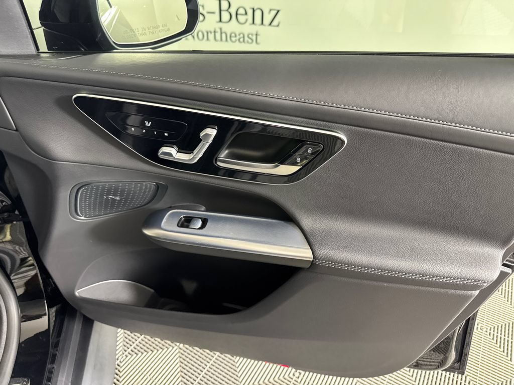 Certified 2024 Mercedes-Benz GLC 300 4MATIC image 12