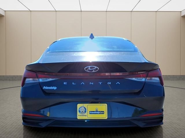 Used 2023 Hyundai Elantra SEL w/ Convenience Package FWD image 7