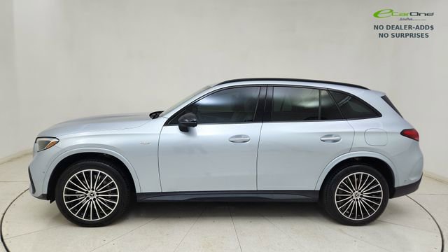 Used 2025 Mercedes-Benz GLC 350e 4MATIC w/ AMG Line image 10