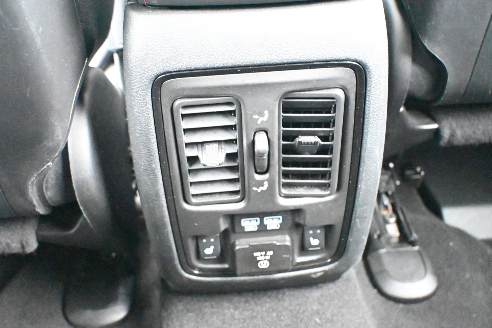 Used 2024 Dodge Durango GT AWD/4WD image 35
