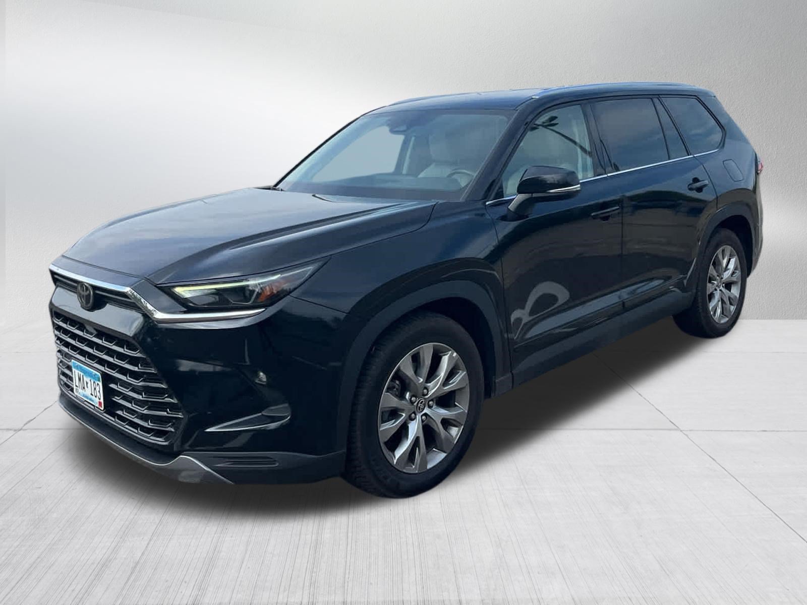 Certified 2024 Toyota Grand Highlander AWD image 3