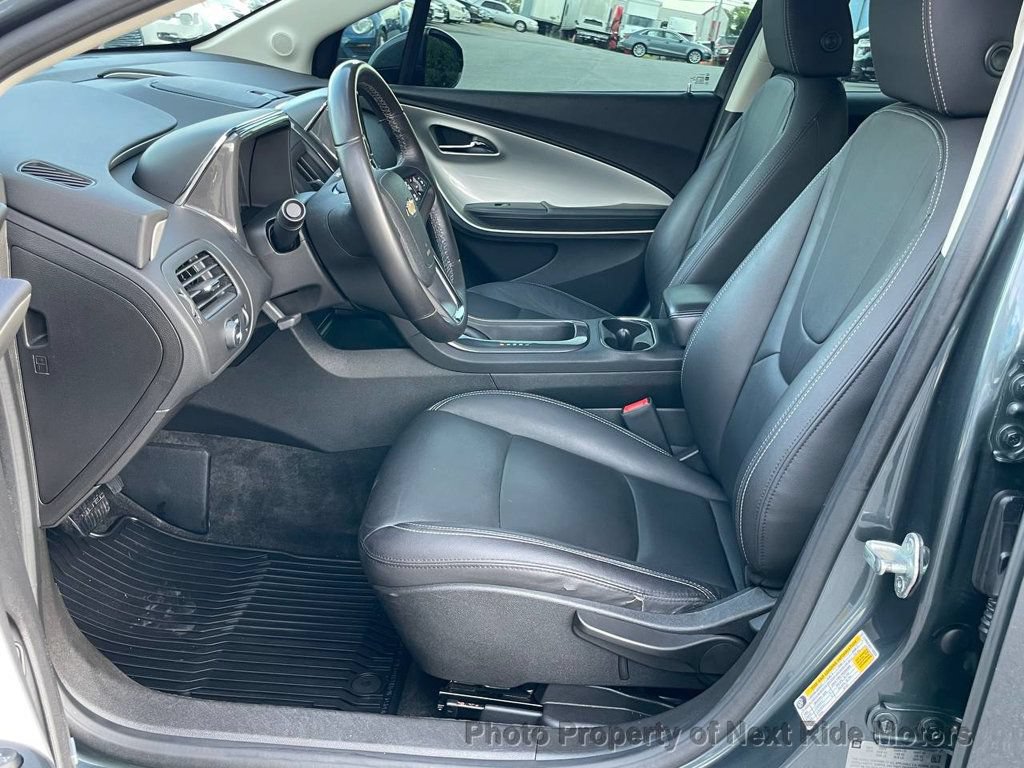 Used 2013 Chevrolet Volt Premium w/ Premium Trim Package FWD image 9