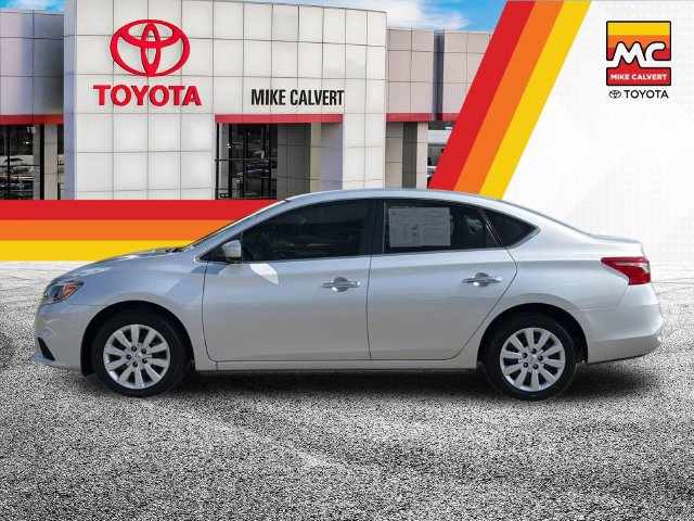 Used 2019 Nissan Sentra S FWD image 2