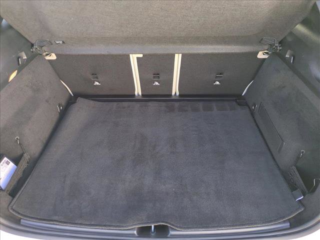 Used 2025 Mercedes-Benz GLA 250 image 6