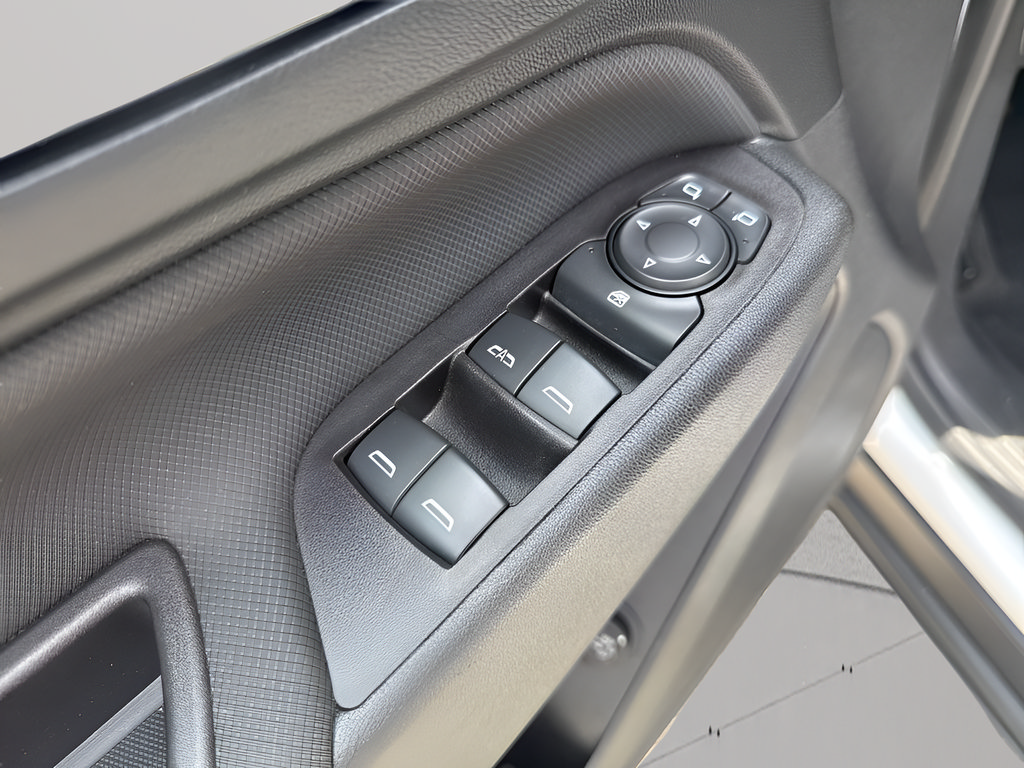 Used 2022 Chevrolet Equinox RS AWD/4WD image 19