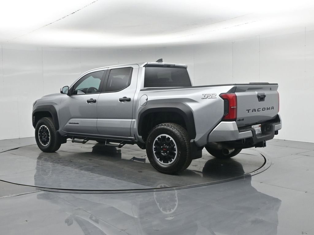 Used 2025 Toyota Tacoma TRD Off-Road image 7