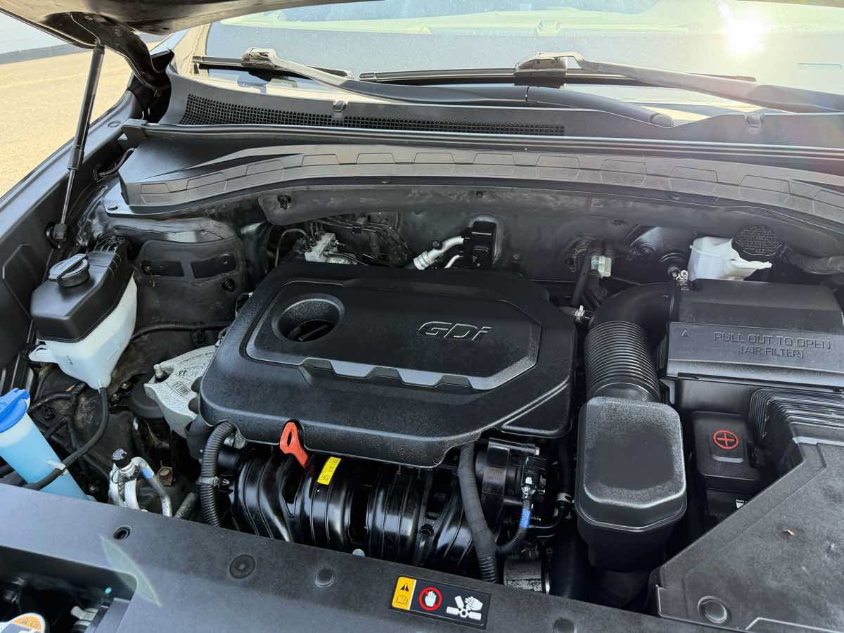 Used 2019 Hyundai Santa Fe Limited AWD/4WD image 22