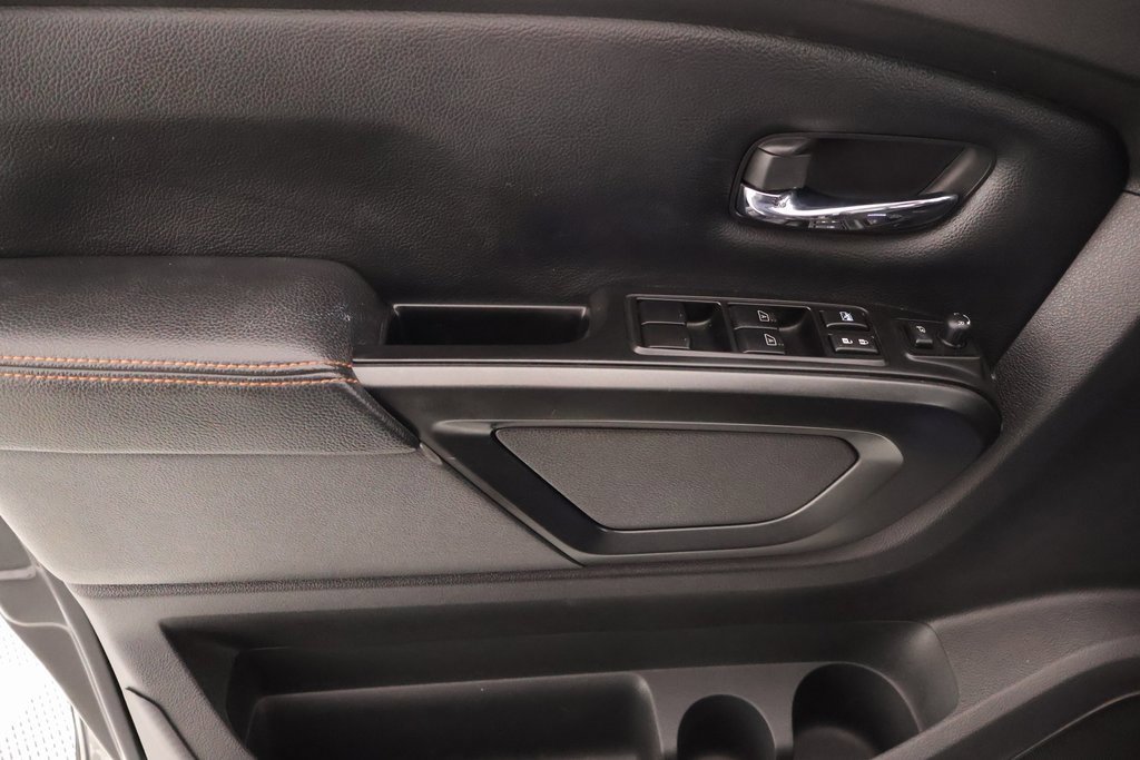 Used 2023 Nissan Titan PRO-4X w/ Pro-4x Convenience Package image 17