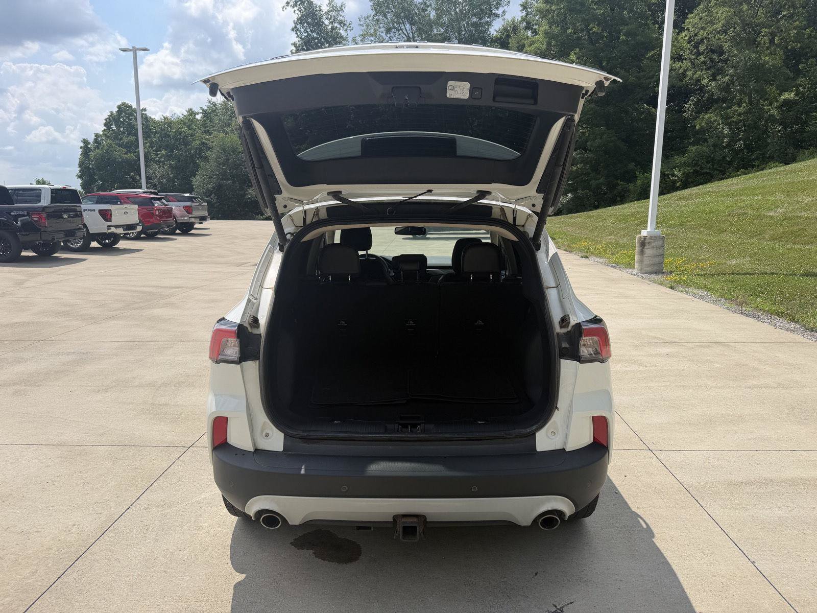 Used 2020 Ford Escape Titanium AWD/4WD image 23