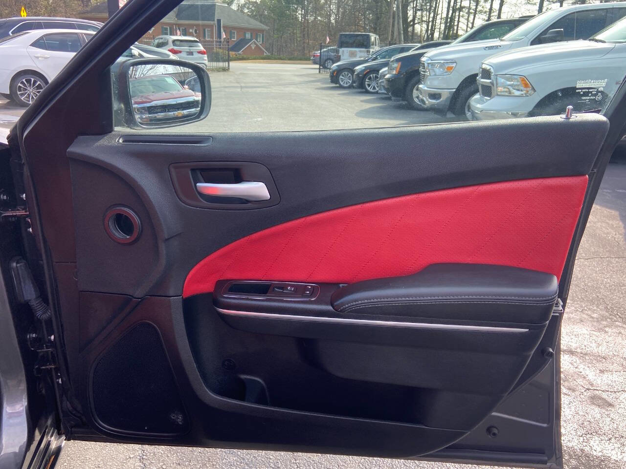 Used 2016 Dodge Charger R/T image 23