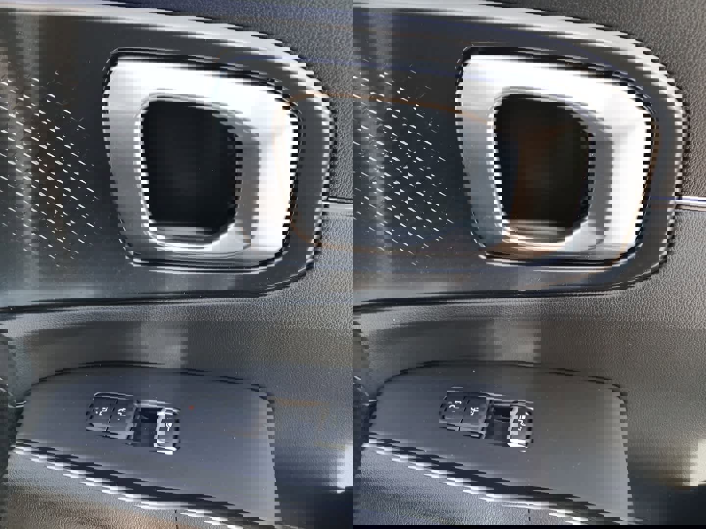 Used 2024 Kia Sorento S image 33