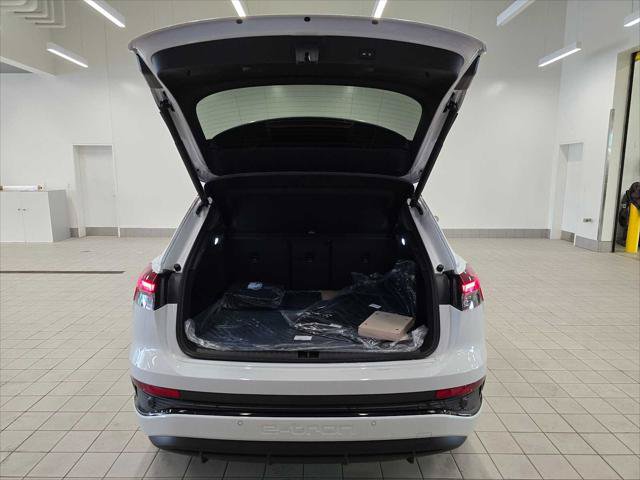 New 2024 Audi Q4 e-tron Premium Plus AWD/4WD image 10