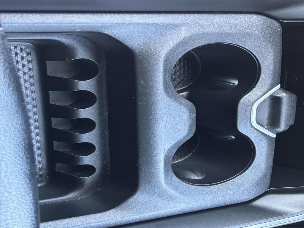 Used 2021 RAM 1500 Laramie image 18