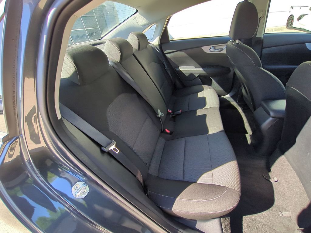 Used 2024 Kia Forte LXS FWD image 31
