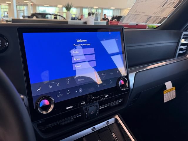 New 2026 Lexus GX 550 AWD/4WD image 30