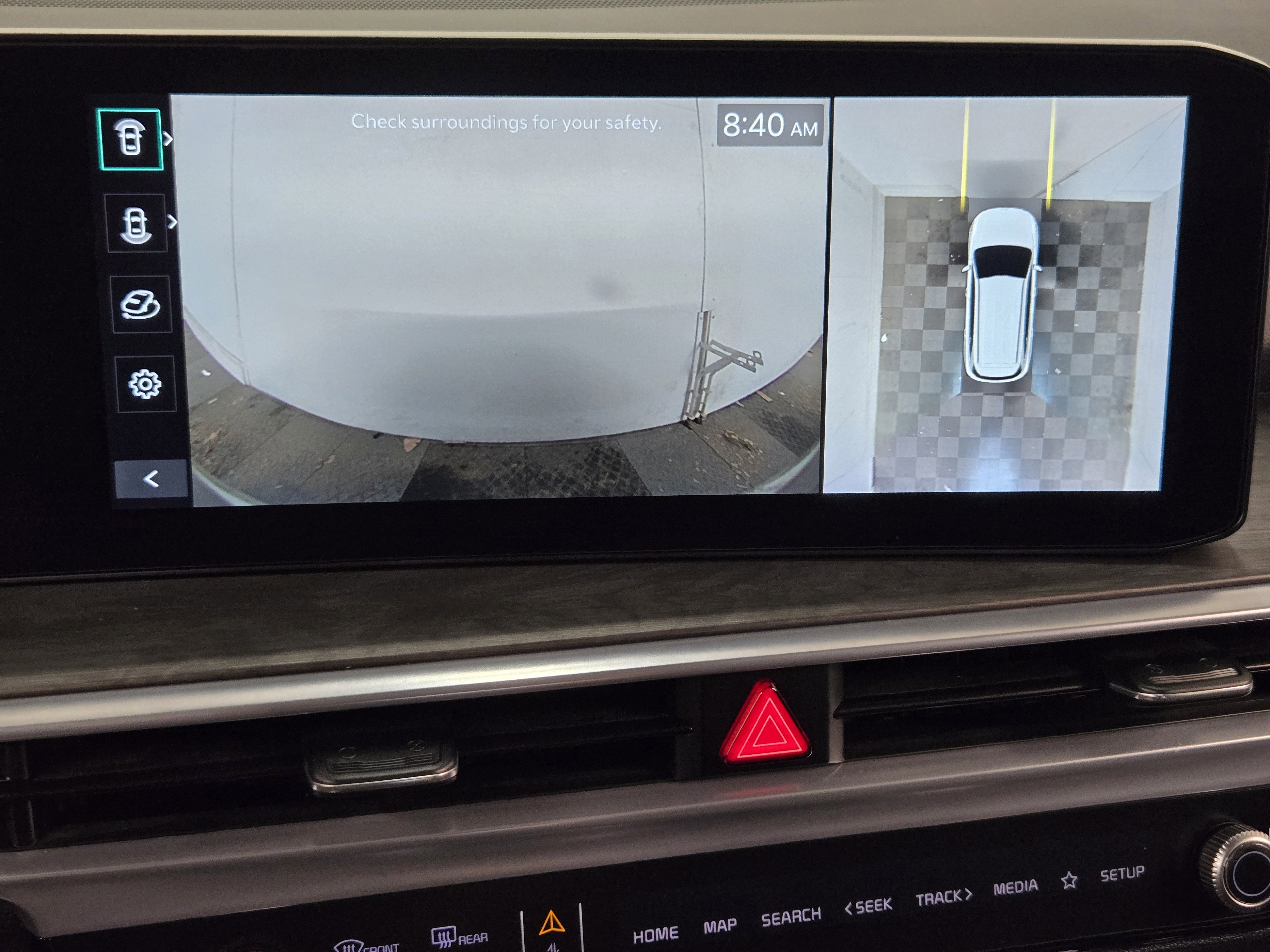 Used 2025 Kia Sorento SX AWD/4WD image 18