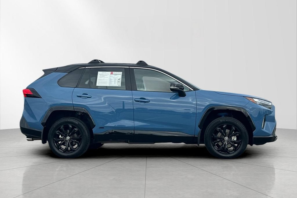 Used 2024 Toyota RAV4 XSE AWD/4WD image 7