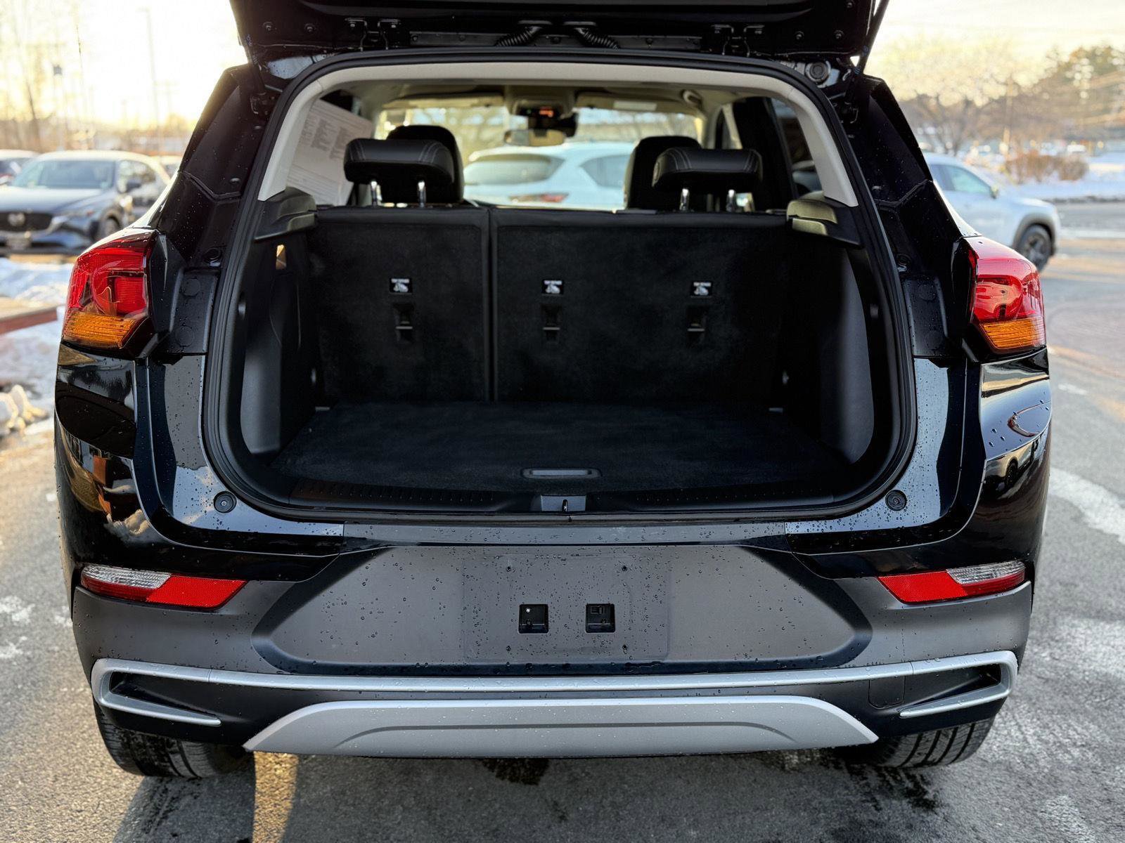 Used 2023 Buick Encore GX Preferred w/ Cold Weather Comfort Package image 10