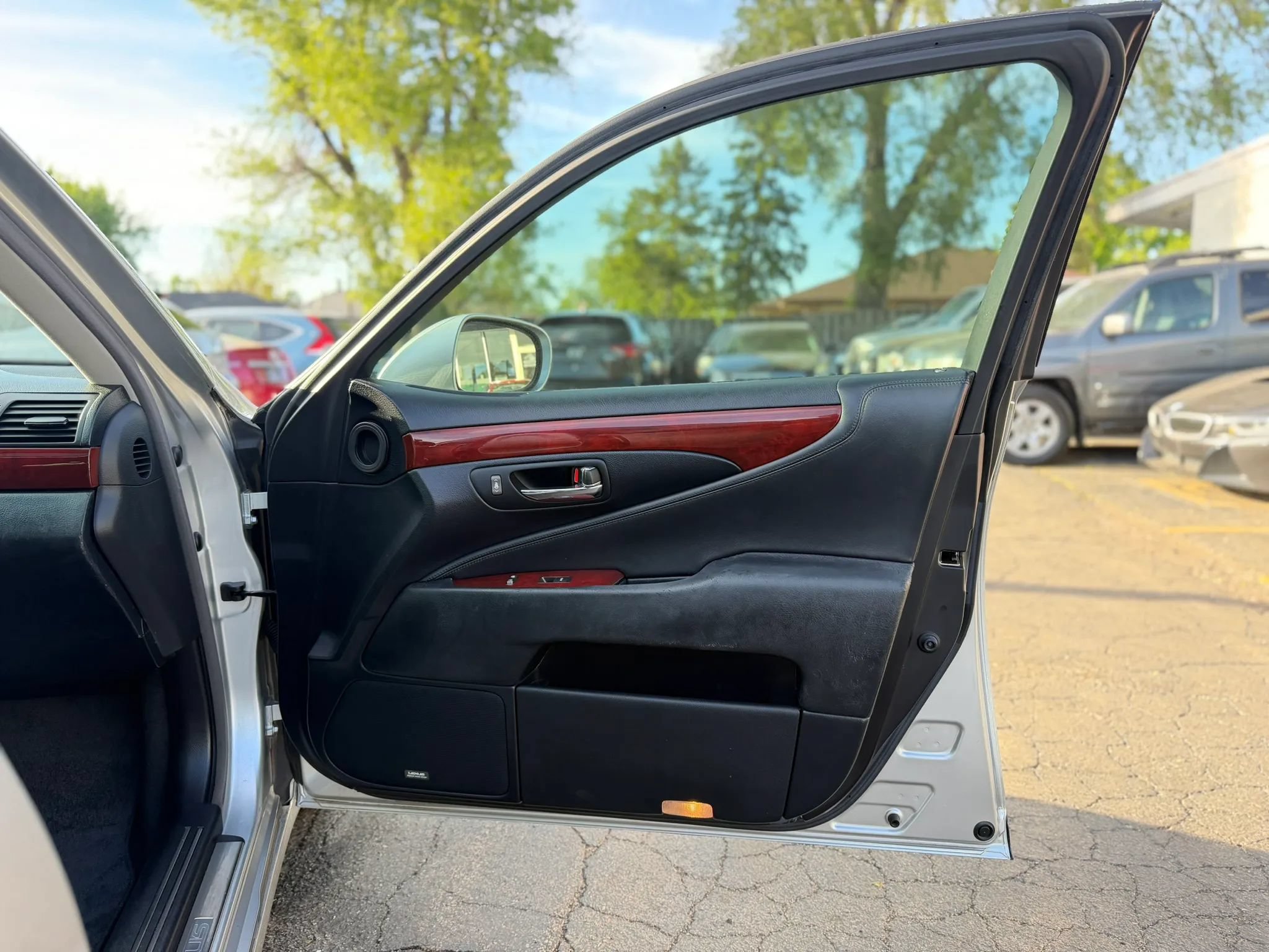 Used 2008 Lexus LS 460 RWD image 18