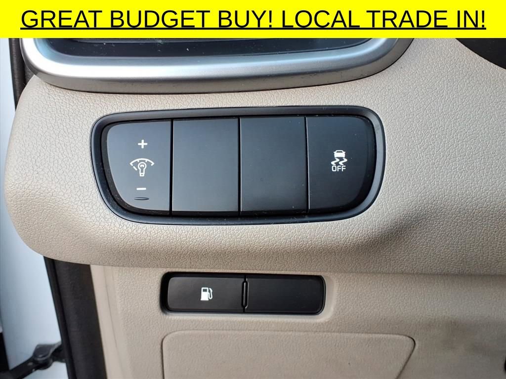 Used 2016 Kia Sorento LX w/ LX Convenience Package image 16