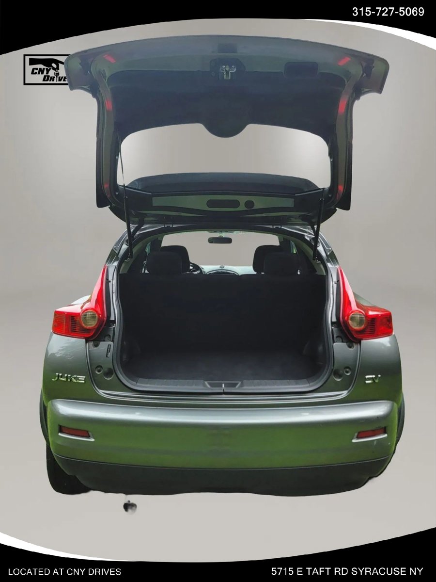 Used 2011 Nissan Juke SV FWD image 12