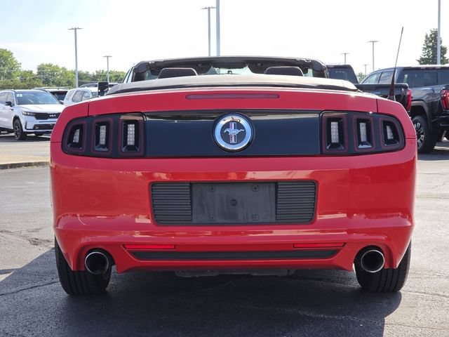 Used 2014 Ford Mustang Convertible RWD image 15