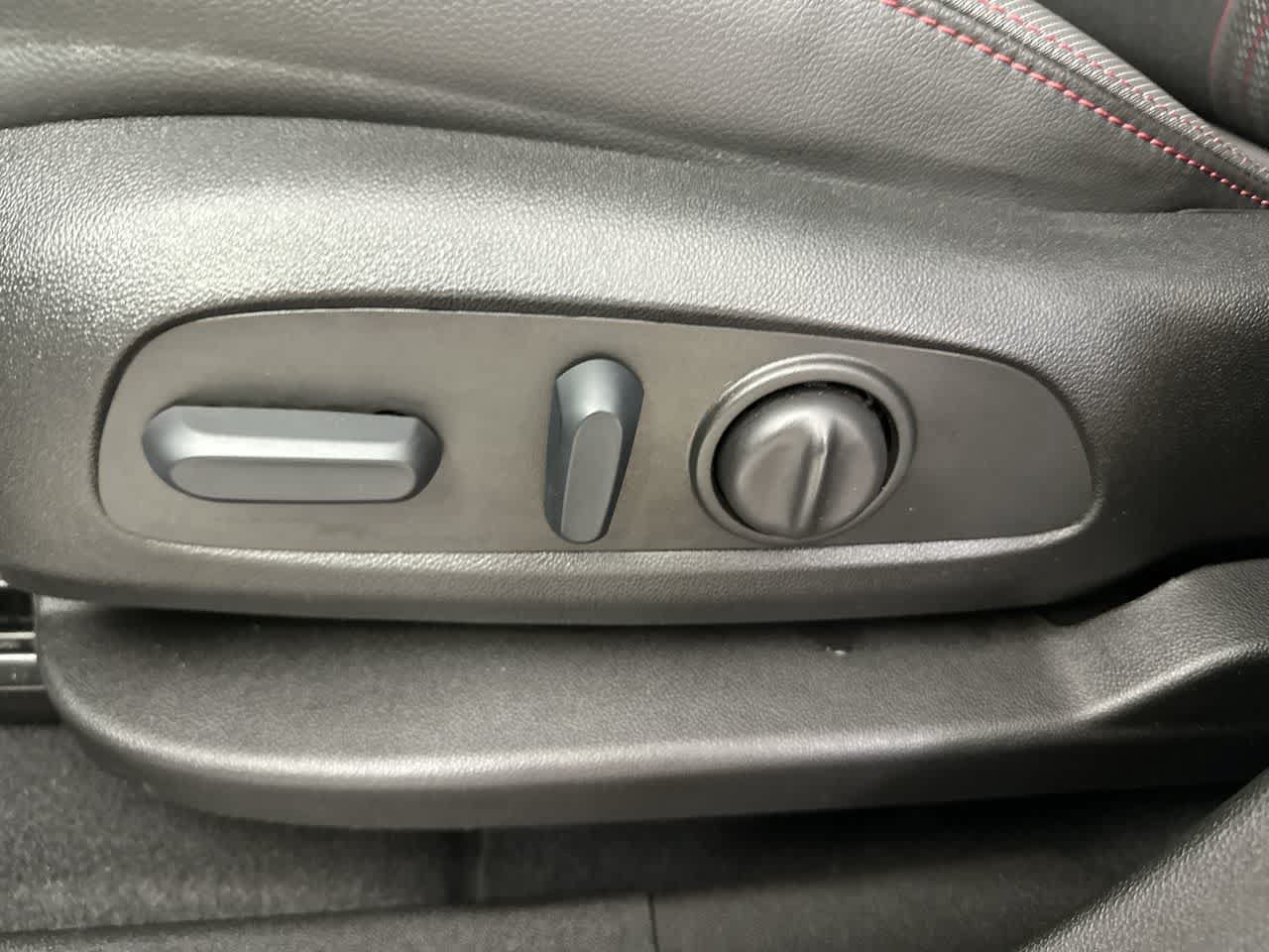Used 2022 Chevrolet Equinox RS AWD/4WD image 13