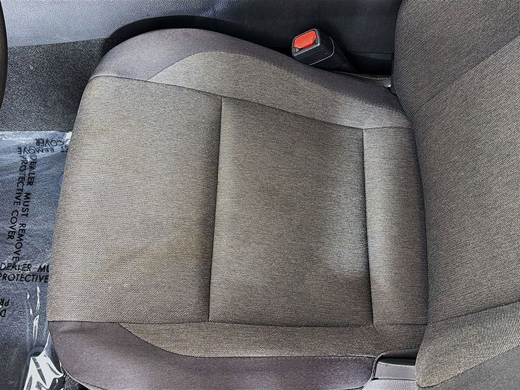 Used 2025 Toyota Camry LE image 21