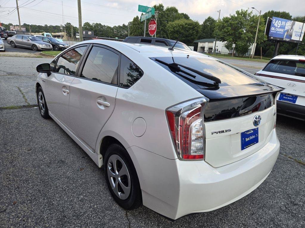 Used 2015 Toyota Prius Two FWD image 5