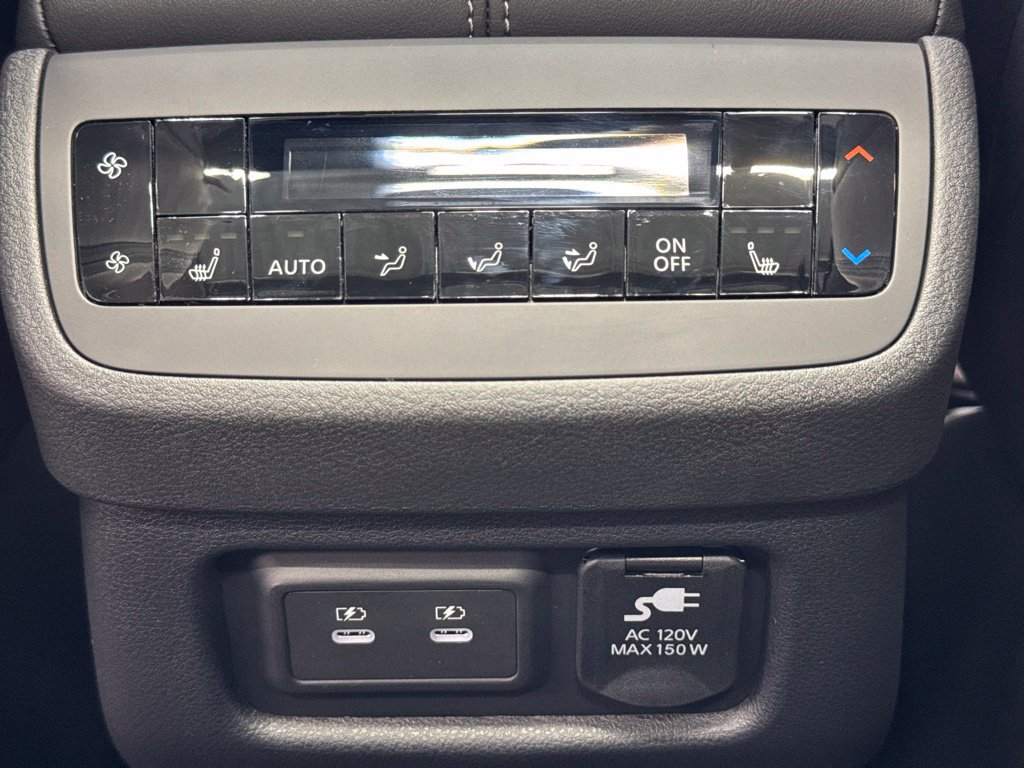 New 2026 Nissan Pathfinder Platinum AWD/4WD image 23