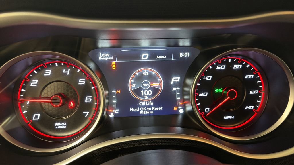 Used 2017 Dodge Charger SXT w/ Rallye Group RWD image 13