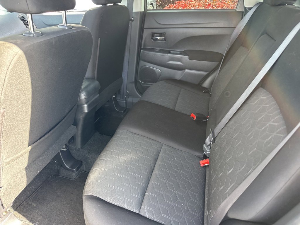 Used 2021 Mitsubishi Outlander Sport ES image 4