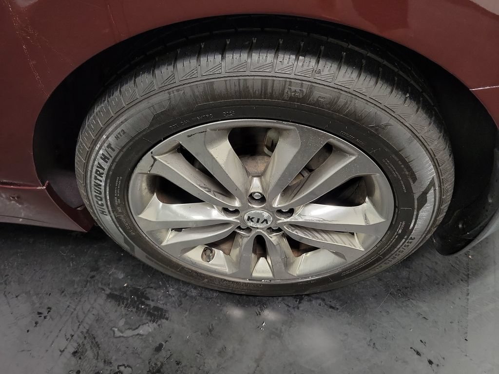 Used 2018 Kia Sedona SX Limited FWD image 11