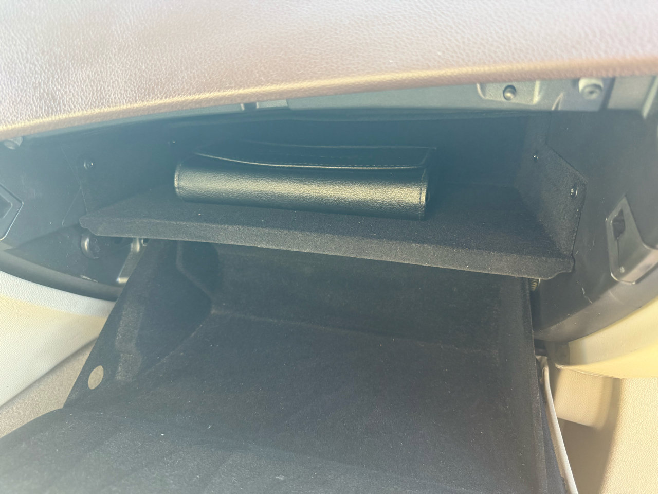 Used 2015 Cadillac SRX Luxury w/ Driver Awareness Package image 84