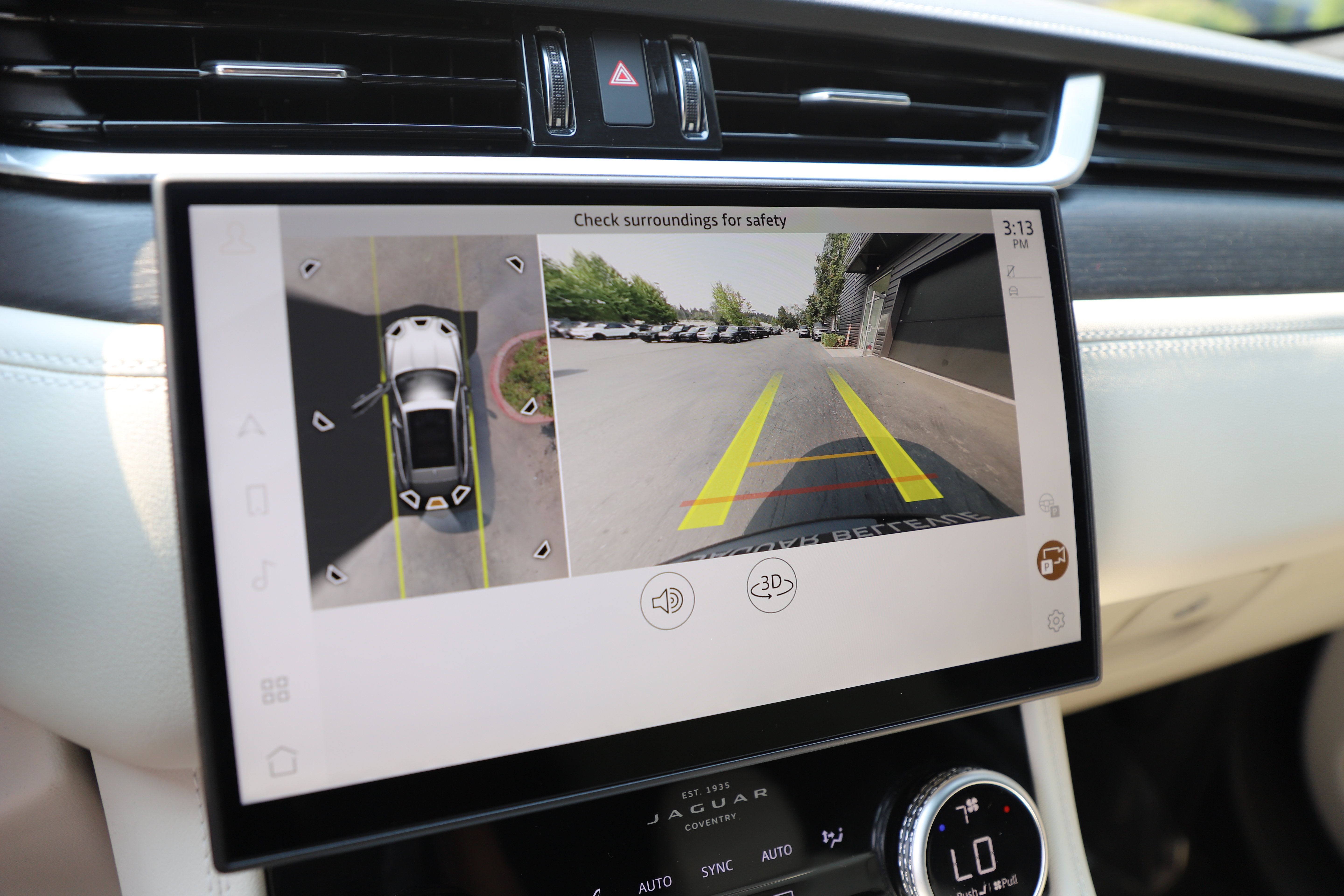 Certified 2026 Jaguar F-PACE R-Dynamic S AWD/4WD image 20