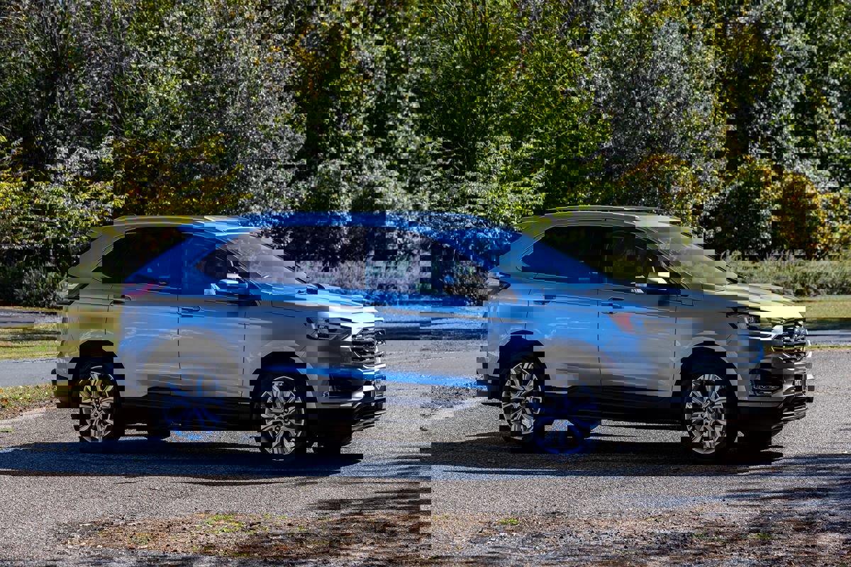 Used 2020 Ford Edge Titanium w/ Cargo Accessory Package image 3