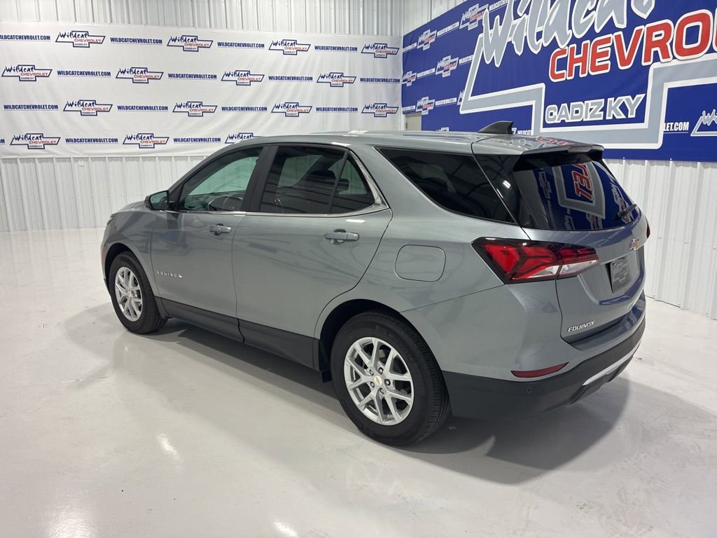 Used 2024 Chevrolet Equinox LT w/ LPO, Floor Liner Package image 4