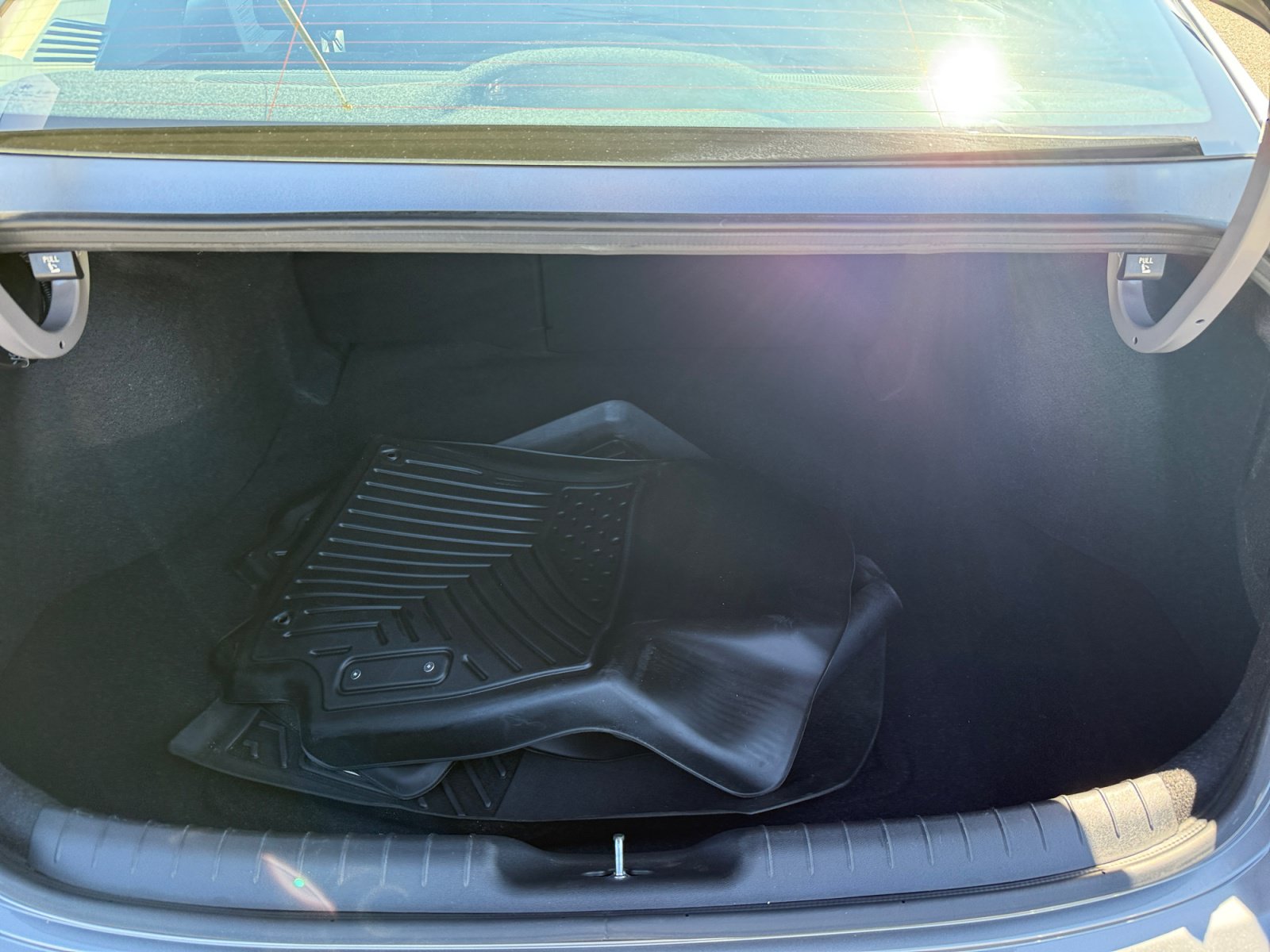 Certified 2023 Hyundai Elantra Limited FWD image 17