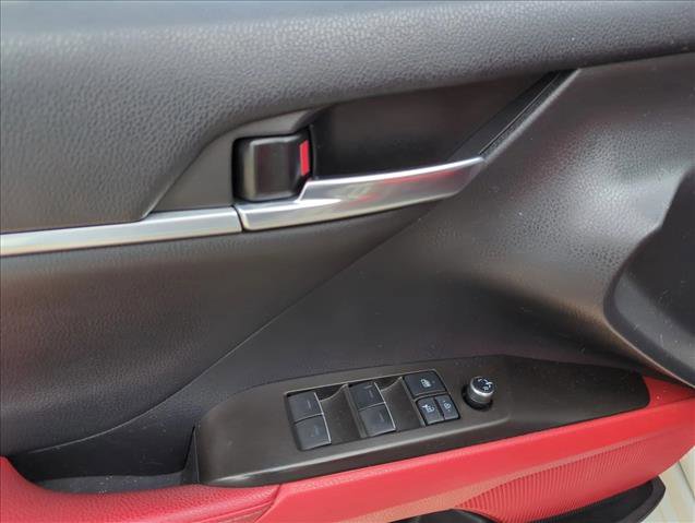Used 2022 Toyota Camry XSE w/ Navigation Package FWD image 11