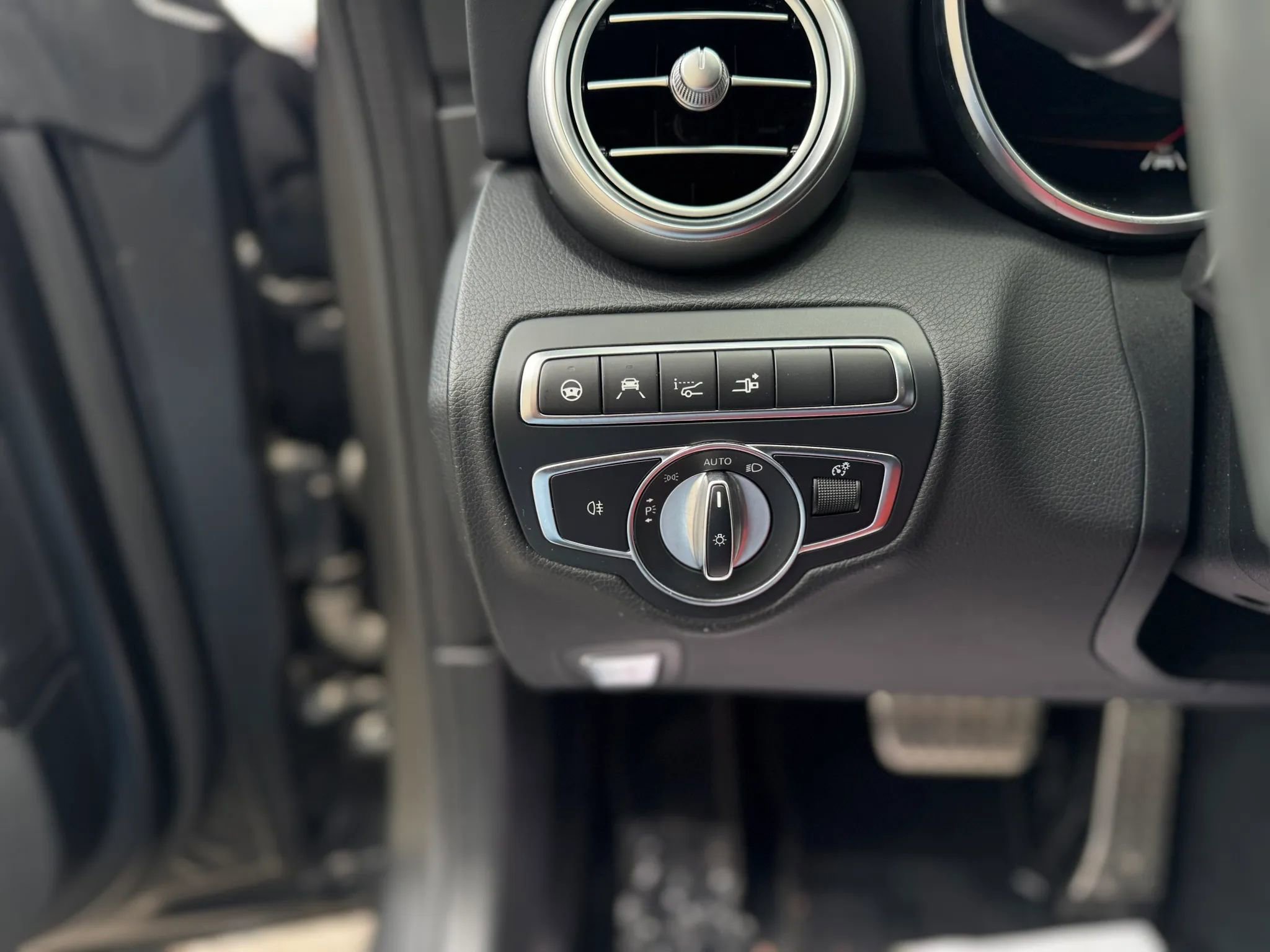 Used 2021 Mercedes-Benz C 63 AMG S image 29