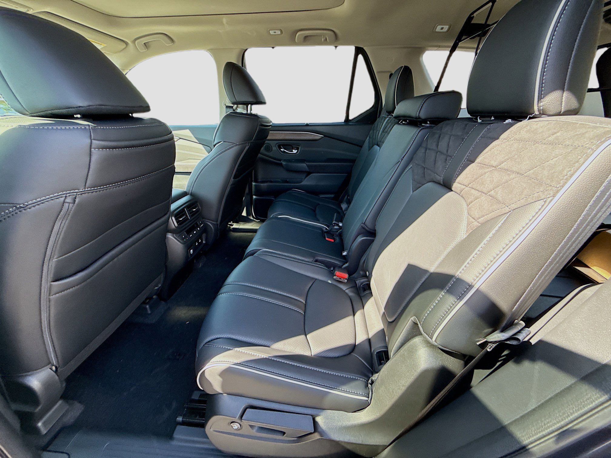 New 2026 Honda Pilot Elite image 21