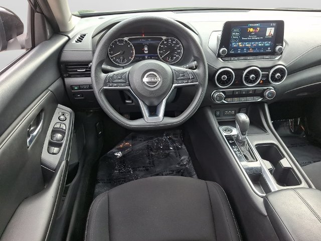 Used 2024 Nissan Sentra SV FWD image 13