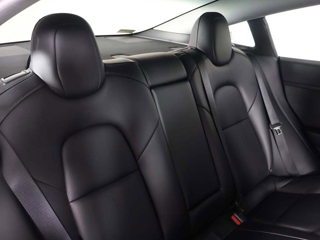 Used 2021 Tesla Model 3 Standard Range Plus image 35