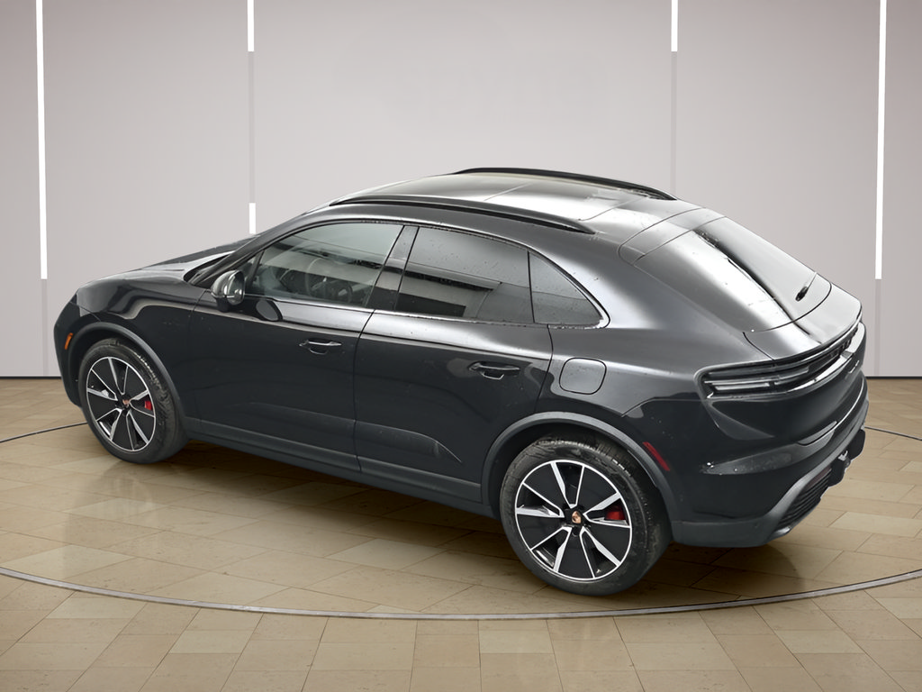 New 2025 Porsche Macan 4S Electric AWD/4WD image 35