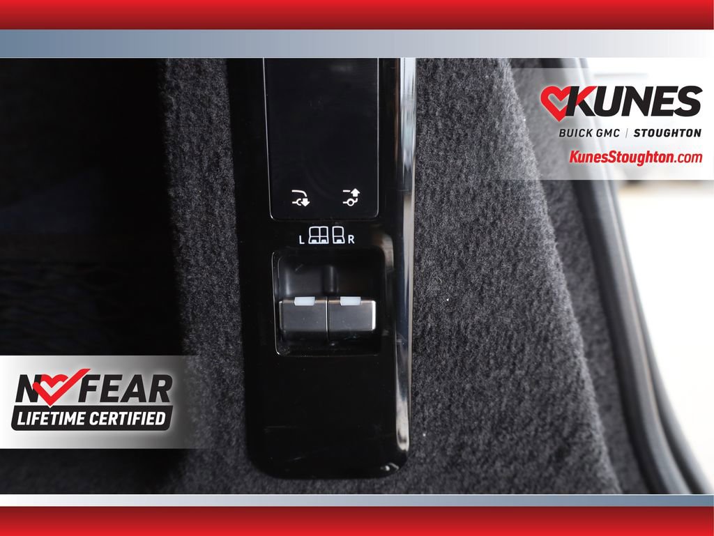 Used 2024 Land Rover Range Rover Sport Dynamic SE image 34