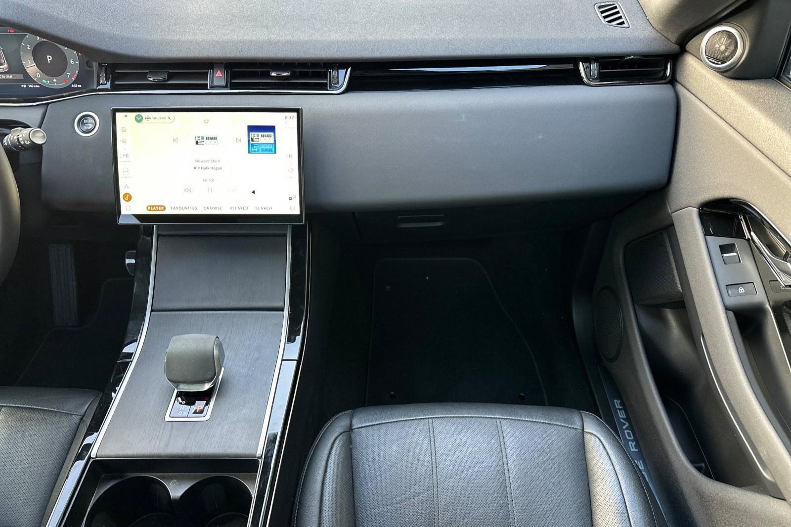 Certified 2024 Land Rover Range Rover Evoque Dynamic SE image 29