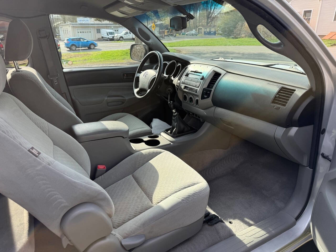 Used 2010 Toyota Tacoma 4x4 Access Cab image 12