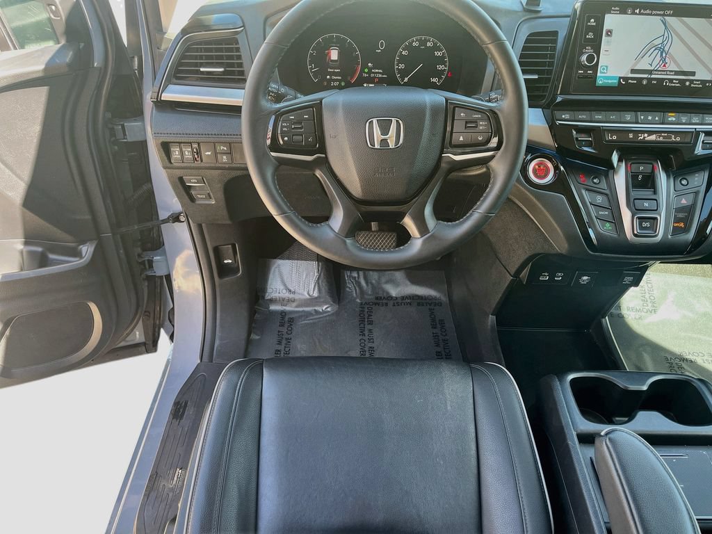 Used 2025 Honda Odyssey Touring image 24