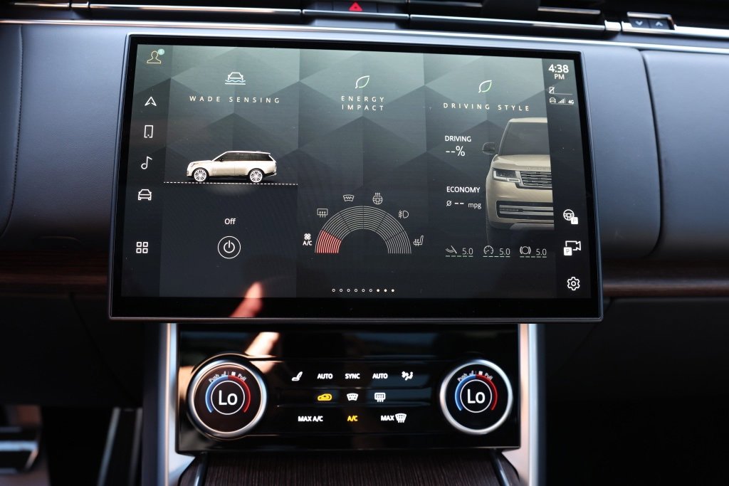 Used 2023 Land Rover Range Rover Long Wheelbase Autobiography image 43